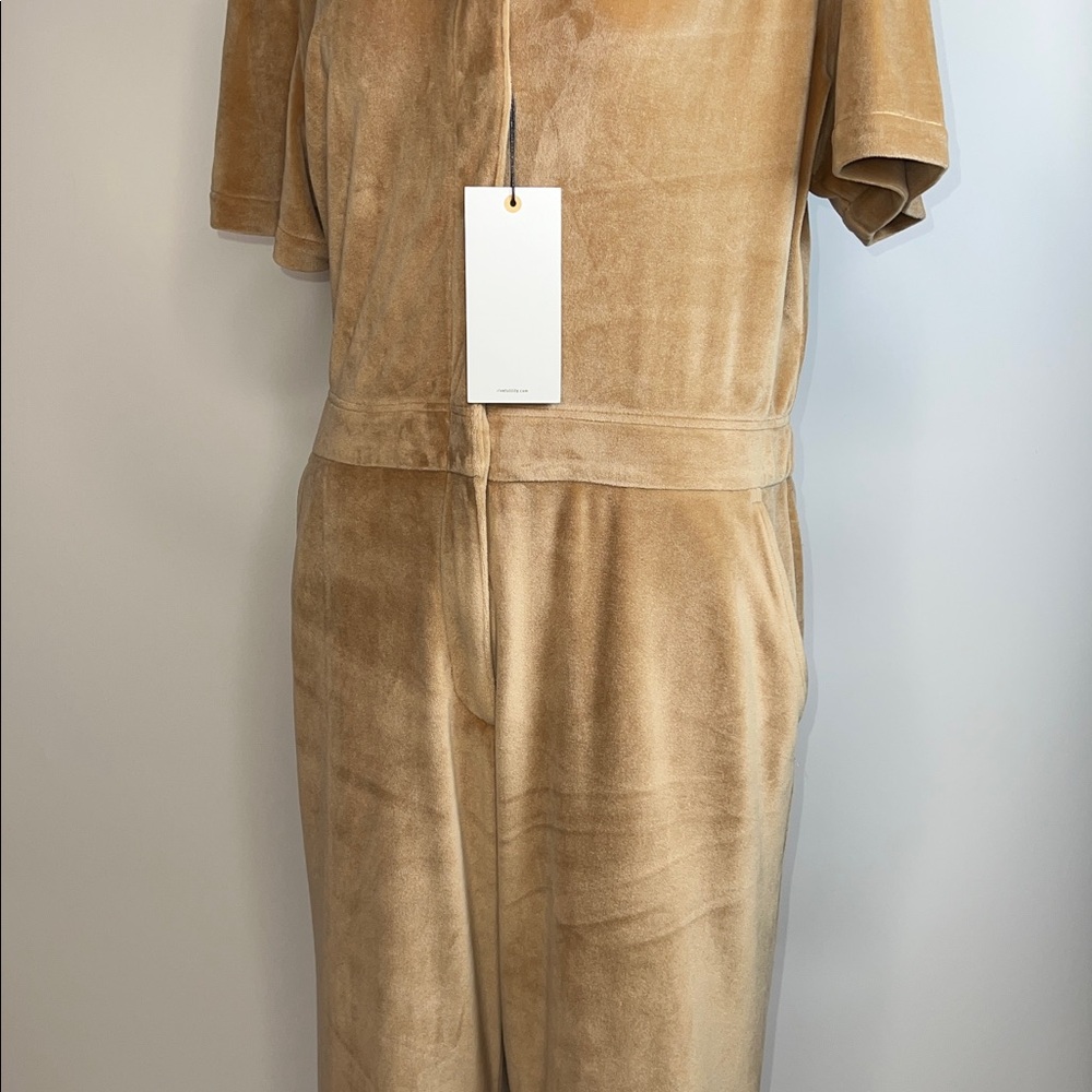 💖NWT RIVET UTILITY ICON VELOUR JUMPSUIT IN CAMEL COLOR SIZE L(10-12) - Picture 12 of 16